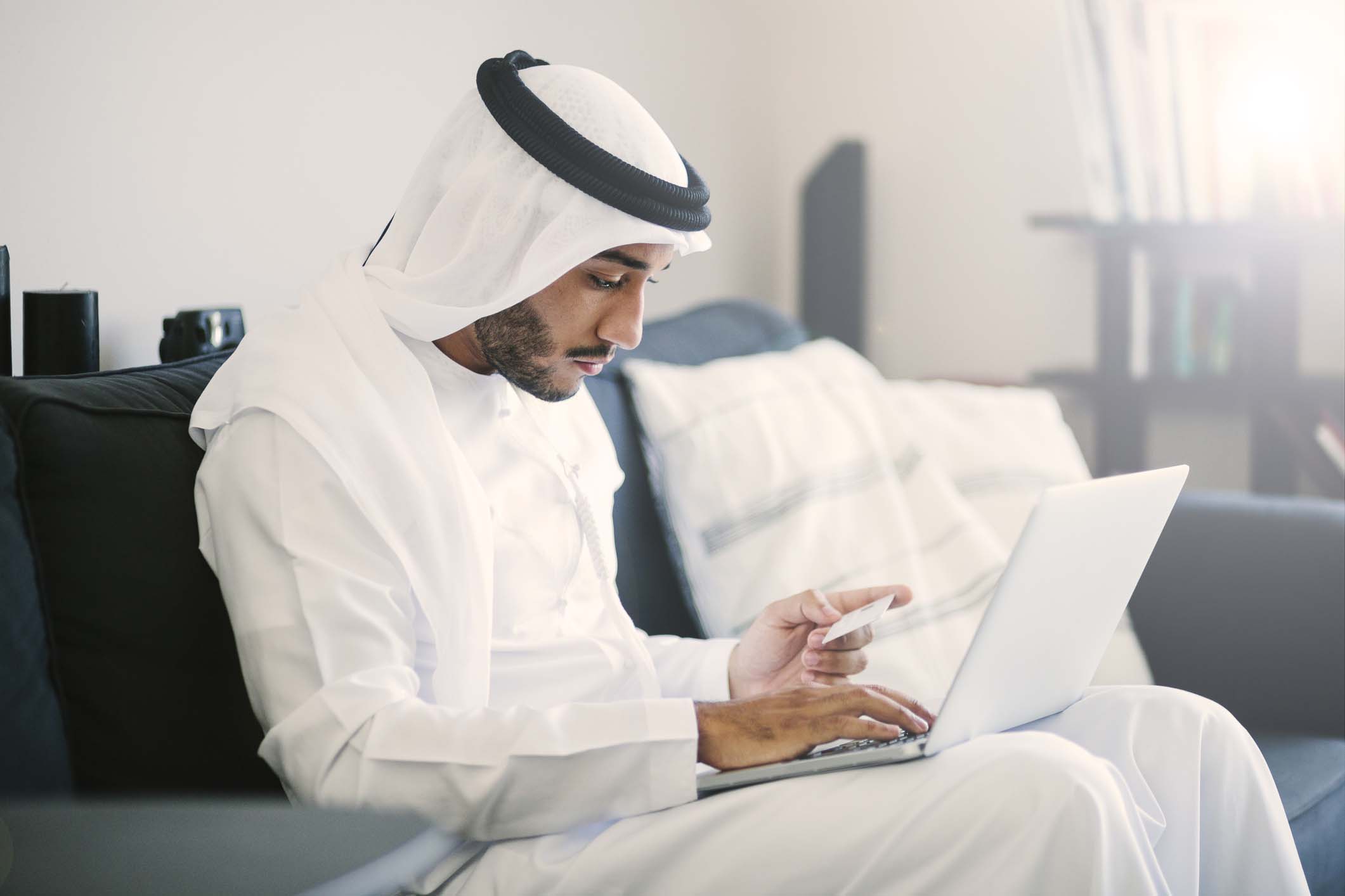 emirati-laptop